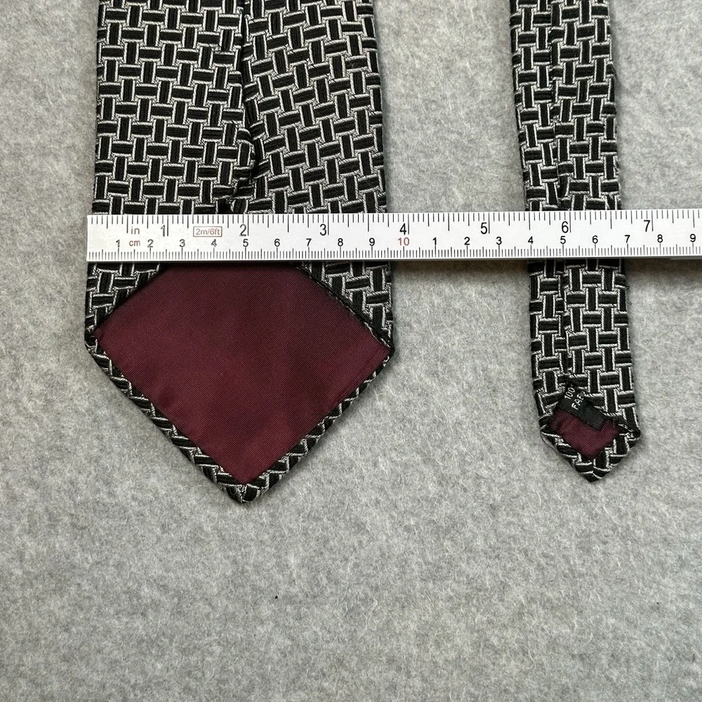 Vintage Geoffrey Beene Silk Tie Black Silver Geometric USA Designer 90s 59x3.75